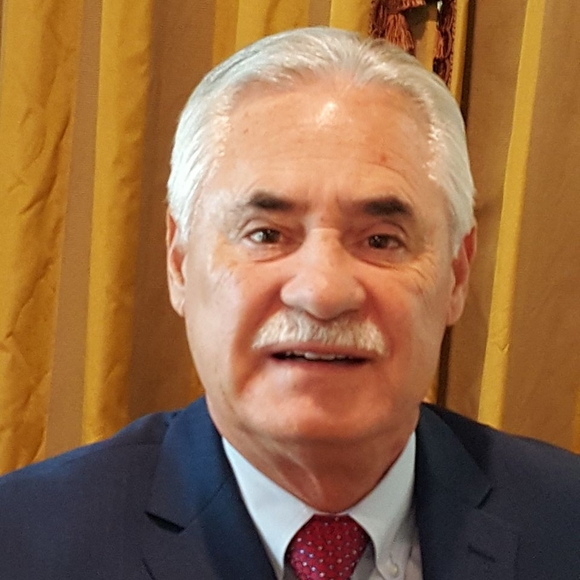 Meet your Posher, Pat - Picture 1 of 2